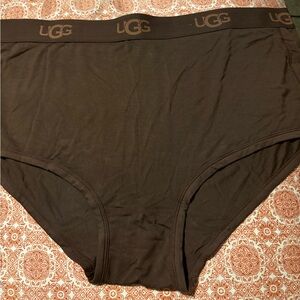 UGG Women's Cheeky Boy Shorts 2x